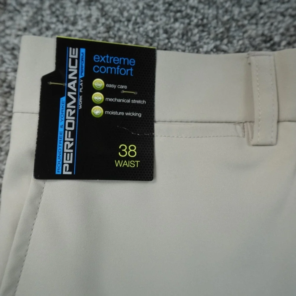 NEW Roundtree Yorke Shorts Mens 38 Beige Chino Flat Front Performance Stretch